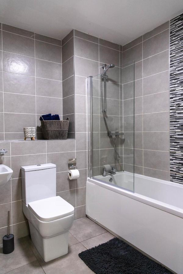 Apartment Stylish Jewellery Quarter Sleeps 6 *